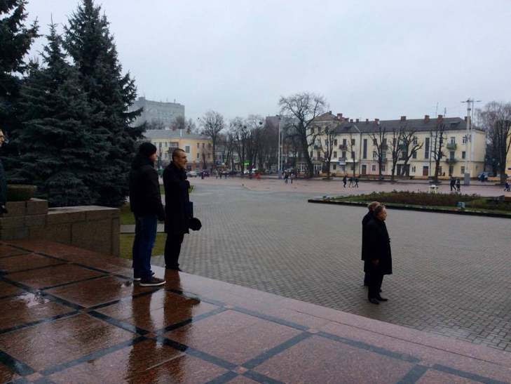 У Хмельницькому на Майдані підприємці пікетують ОДА - фото 6