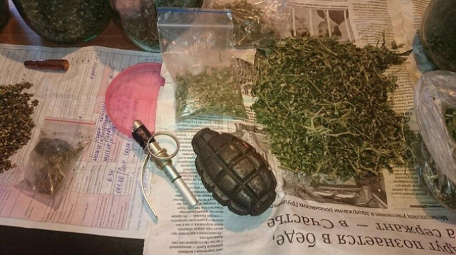 У Запоріжжі поліцейські вилучили наркотиків на 50 тис. грн. - фото 2
