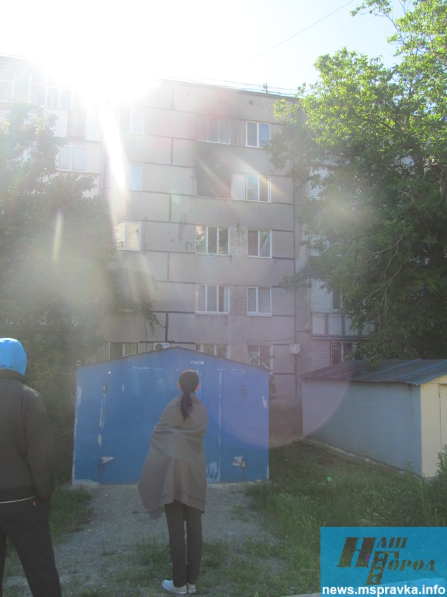 В Мелітополі згоріла квартира: мати в реанімації, двоє дітей - в лікарні  - фото 1