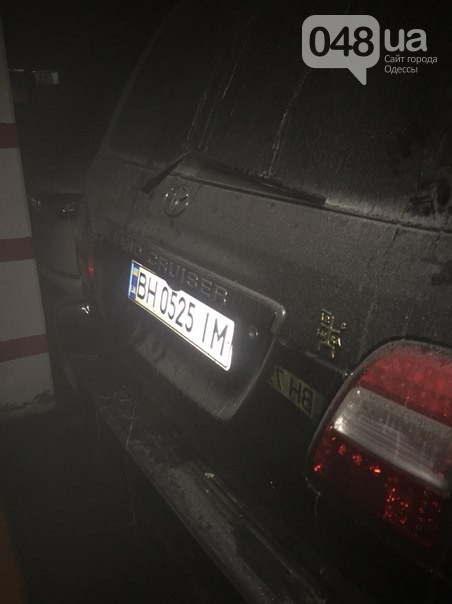 В Одесі у підземному паркінгу новобудови вибухнула автівка - фото 1