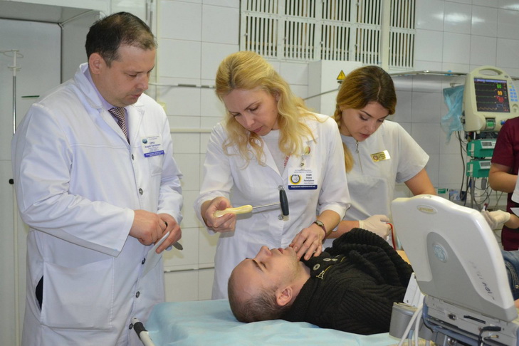 У Дніпропетровську медики обстежили звільнених з полону бійців - фото 1