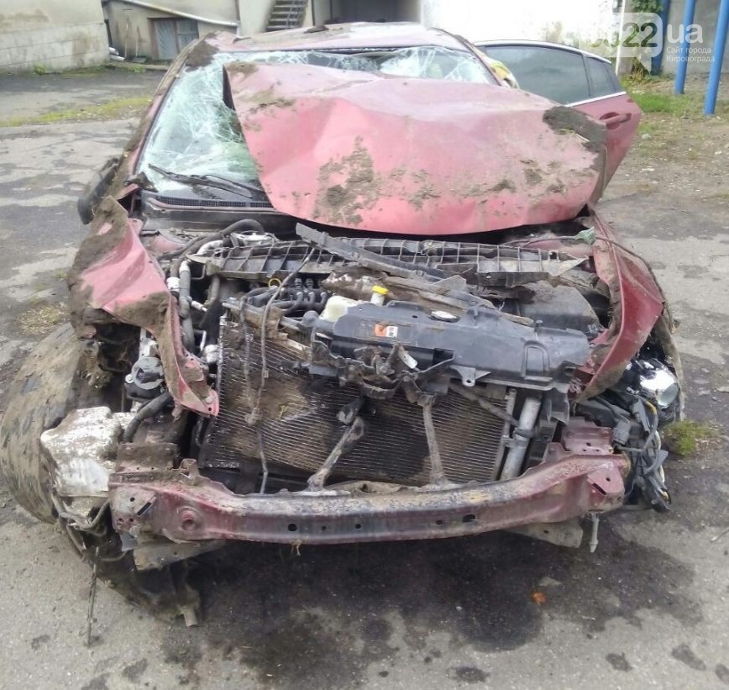 На Кіровоградщині розбився насмерть 22-річний водій іномарки - фото 1