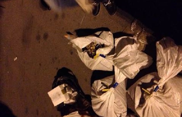 У вагонах потяга "Київ-Москва" знайдено 100 кг бурштину, коштовності та військове обладнання - фото 3