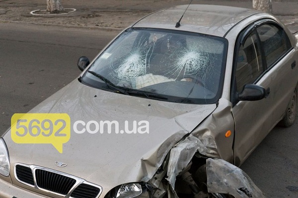 У Кам'янському водій автівки вбив пасажирку об стовп  - фото 1