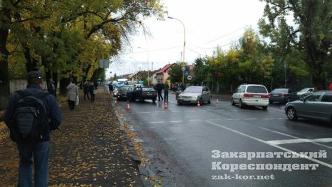 В Ужгороді сталася потрійна ДТП - фото 1