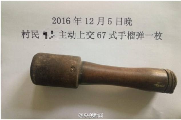 Китаєць 25 років випадково колов горіхи гранатою - фото 1