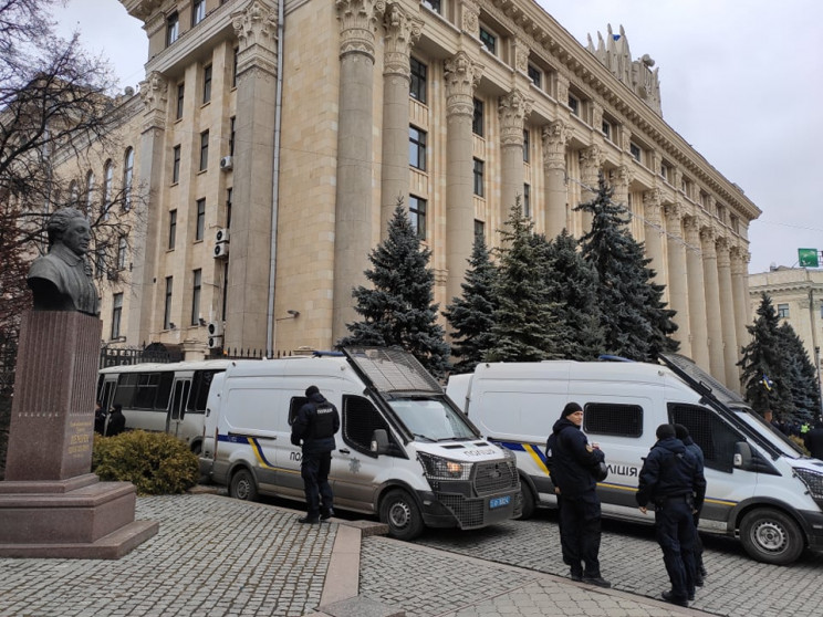 Митинг против митинга: В Харькове полици…