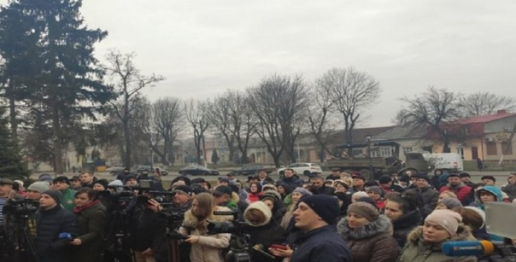 На Тернопільщині люди масово протестують…