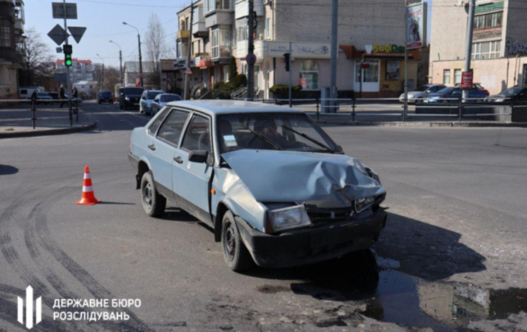 У Хмельницькому сталася ДТП за участі ко…