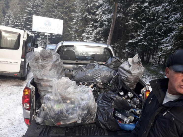 Природоохоронці зібрали купи сміття в ур…