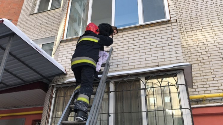 Пожежа у вінницькій дев'ятиповерхівці: р…