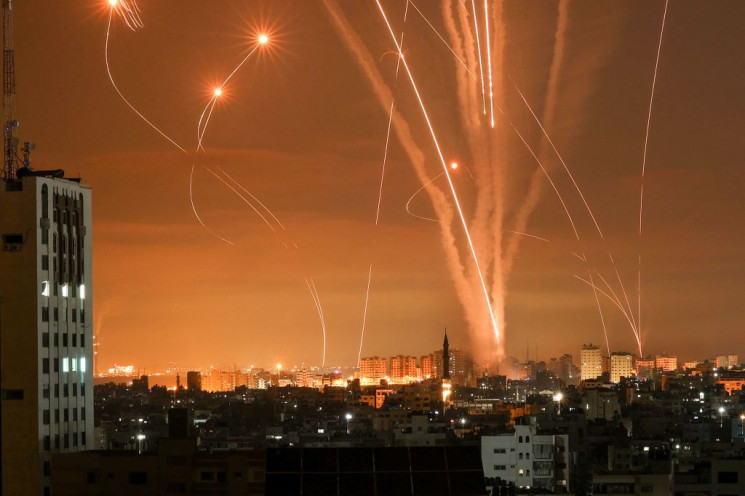 Израиль наносит удары по сектору Газа (Ф…