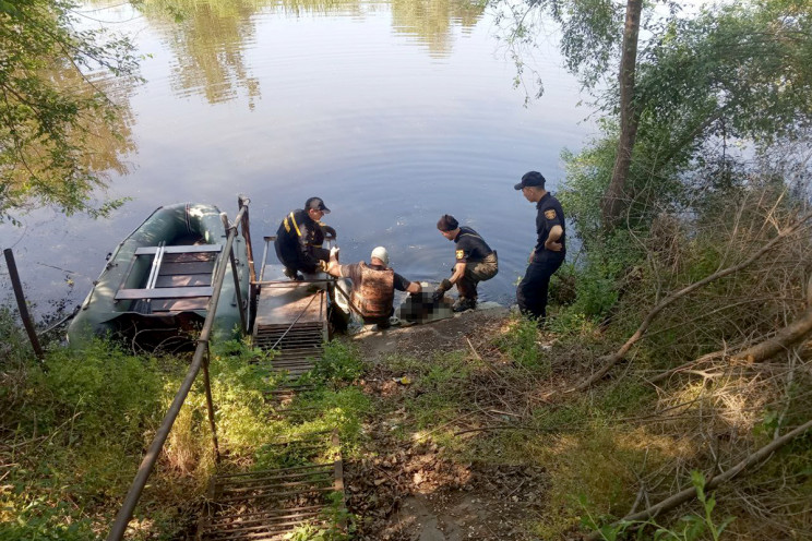 Під Дніпром у річці потонув чоловік…