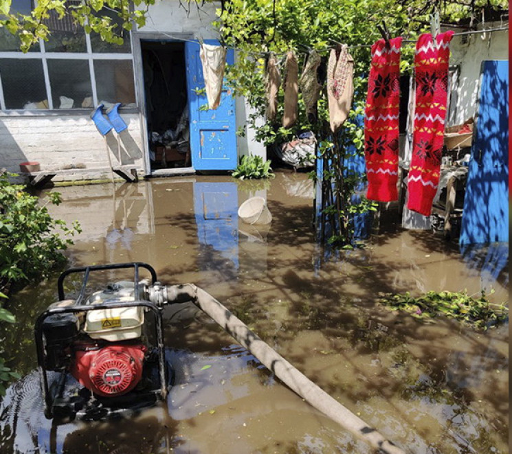 У Дніпрі відкачують воду з десятка затоп…