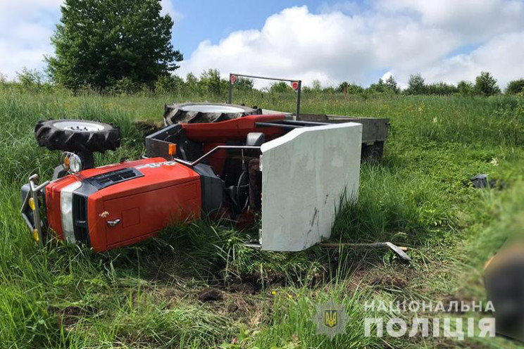 На Тернопільщині трактор задавив свого в…