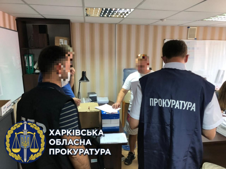 В Харькове бывшему полицейскому чиновник…