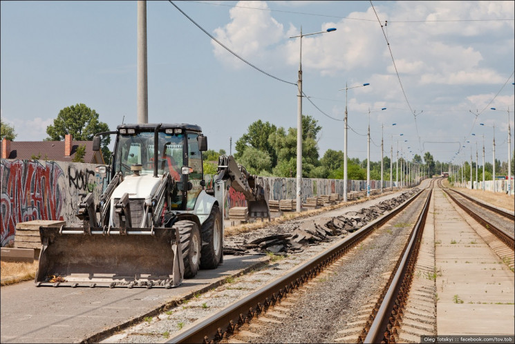 У Києві почали будівництво одного з під'…