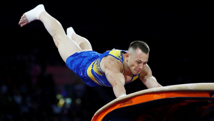 Звездный украинский гимнаст не попал в ф…