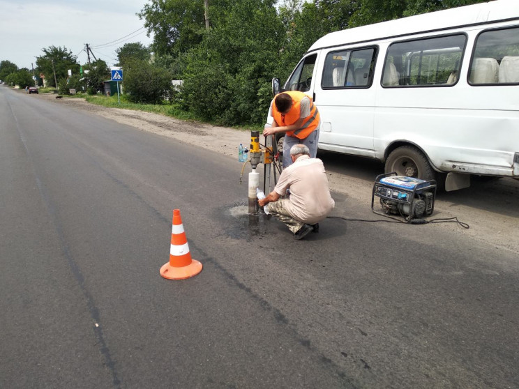 Дорожники Полтавщини перевіряють якість…