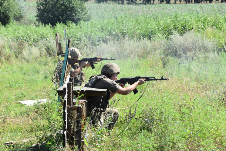 Окупанти на Донбасі за добу 4 рази обстр…