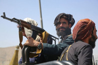 Талибы начали захватывать кабульский аэр…