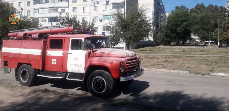 На Харківщині рятувальники звільнили дво…