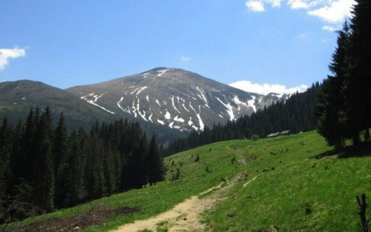 Під час спуску з Говерли травмувалася ме…