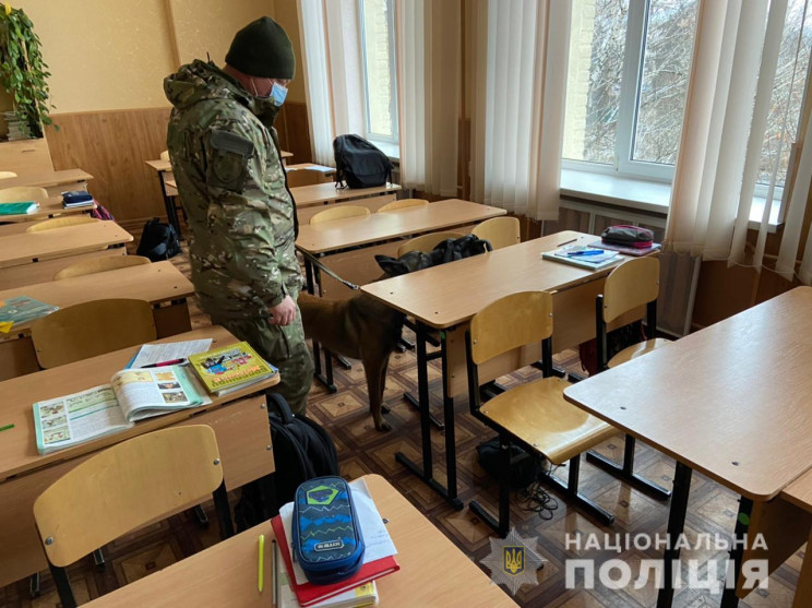 У Харкові через загрозу вибуху поліція п…