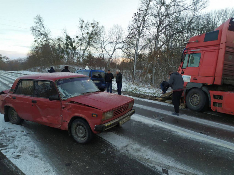 Масштабна ДТП на Рівненщині: На трасі Рі…