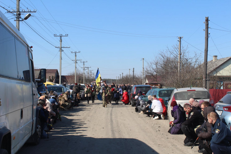 На Хмельниччині в останню путь провели щ…