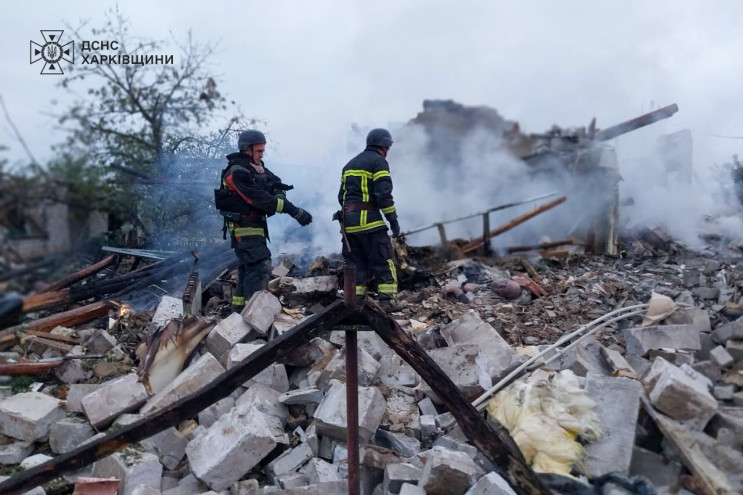 Окупанти знищили житловий будинок із люд…