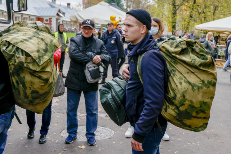 Росіяни почали гостріше сприймати воєнні…