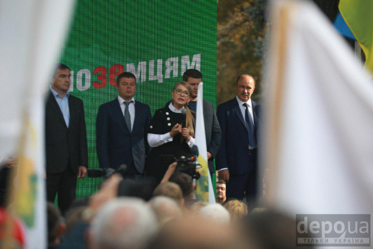 Коли не до законів: Тимошенко з фермерам…