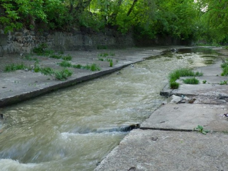 В Киеве снова собираются чистить реку Лы…