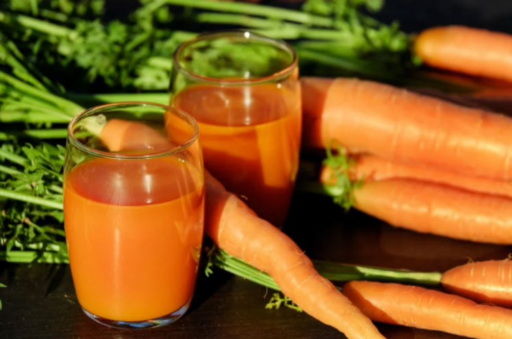 у моркві міститься велика кількість вітаміну а